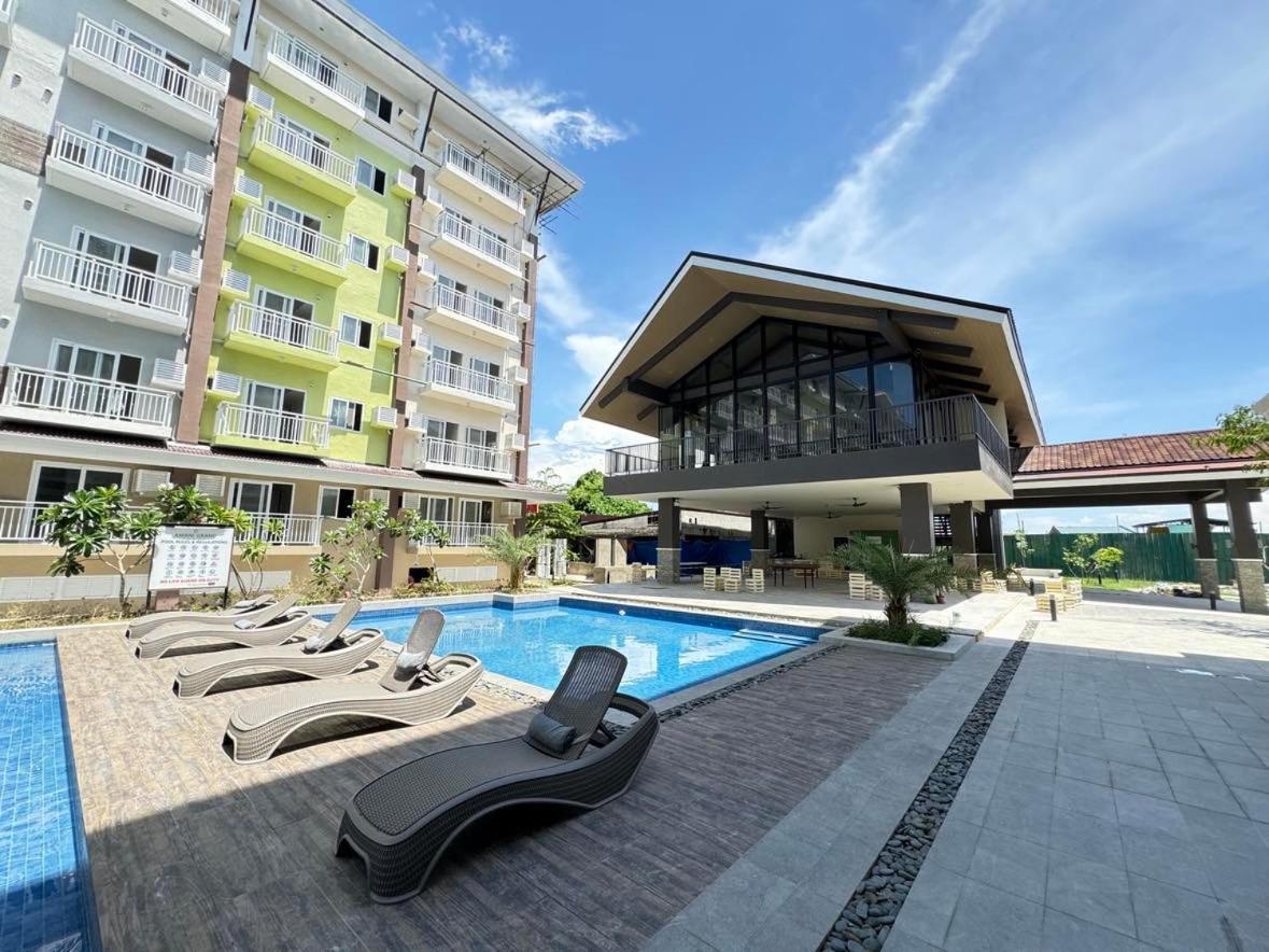 Ania Suite Room Мактан Екстериор снимка